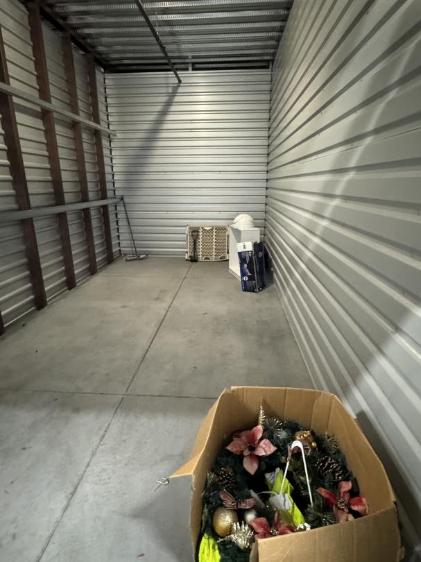 Storage Unit Auction in Kissimmee, FL at Your Storage Units Kissimmee
